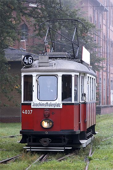 Triebwagen M 4037 der Wiener Stadtwerke − Verkehrsbetriebe